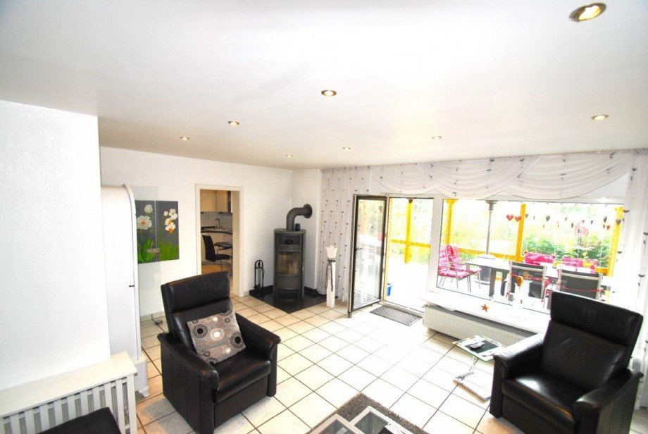 ...mit Kaminofen Mehrfamilienhaus Bochum