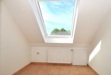 Arbeitszimmer �ber den D�chern von Hattingen mit Dachterrasse und besten Aussichten. Die XL-Wohnung zum xs-Preis!
