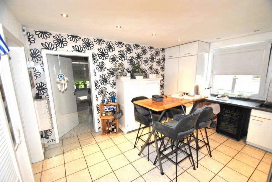 Frontansicht Mehrfamilienhaus Bochum