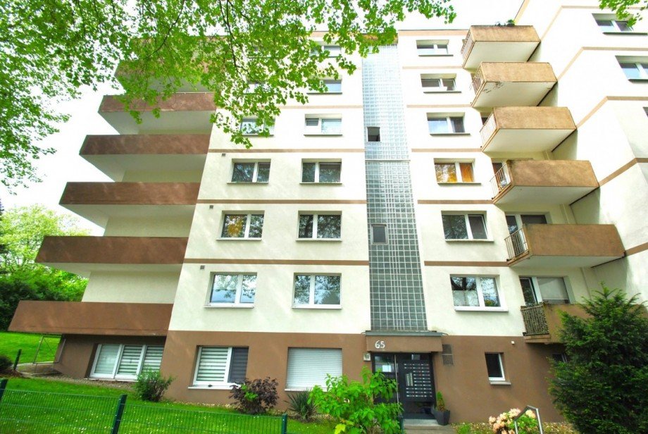 Hausansicht Etagenwohnung Bochum