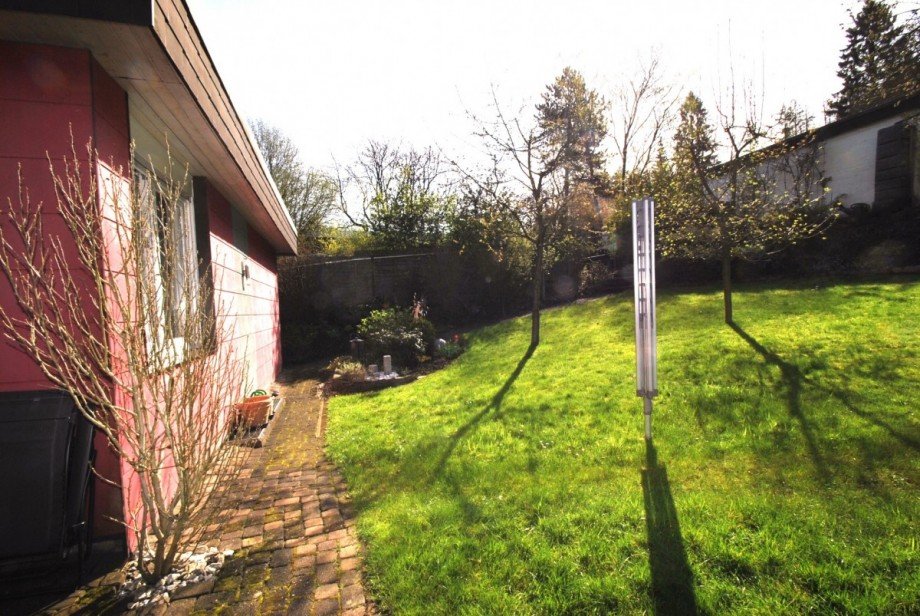 S�dfront mit Blick gen Osten Einfamilienhaus Wuppertal