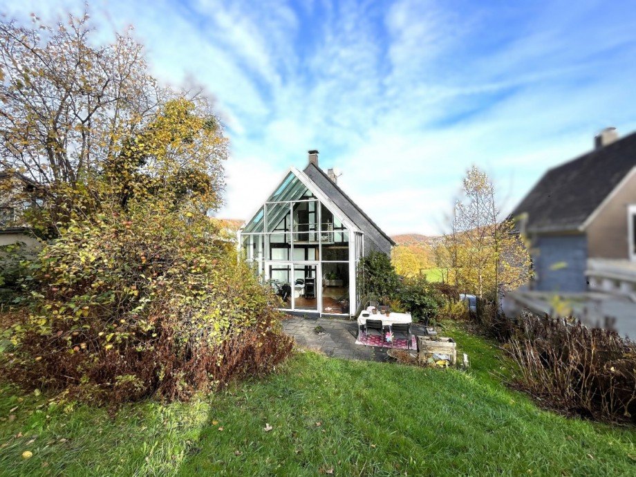 R�ckansicht mit Terrasse Einfamilienhaus Wuppertal