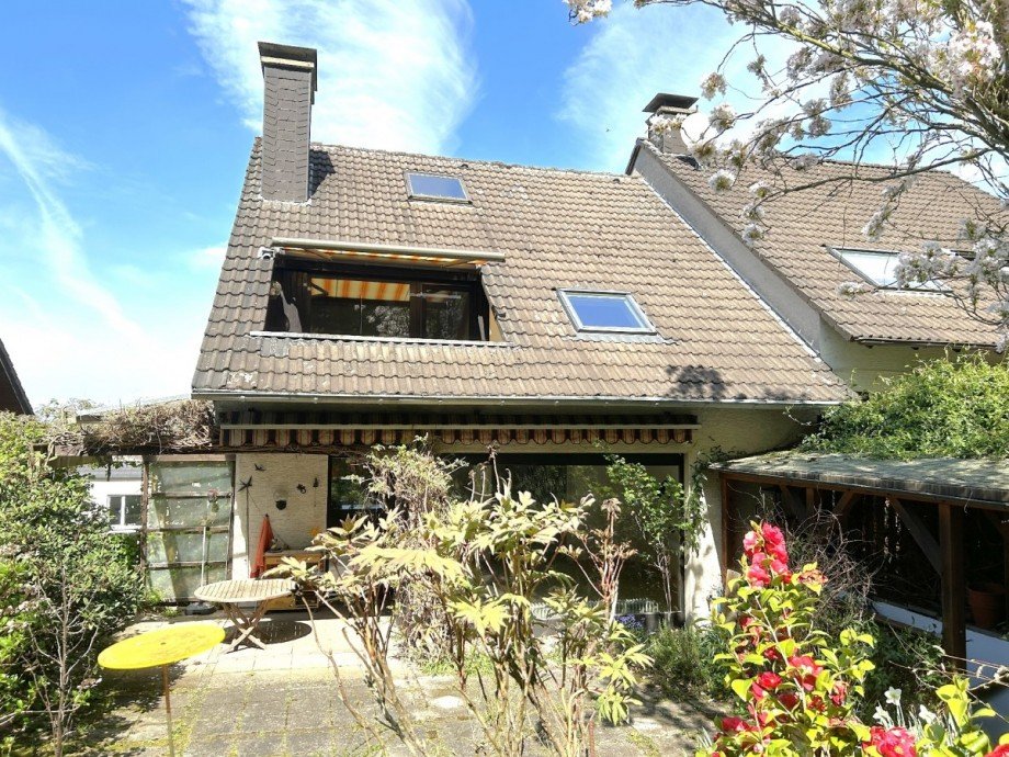 Gartenansicht Doppelhaush�lfte Hattingen