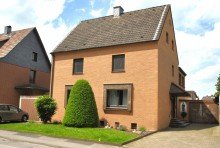 Nordostseite... Gernegro� mit Wow-Effekt! Wandlungsf�higes Zwei- bis Dreifamilien-Wohlf�hlhaus in Bochum-Hiltrop