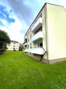Balkonseite Dreizimmerwohnung in Hattingen, modern  und  lichthell - ein sch�nes Zuhause!