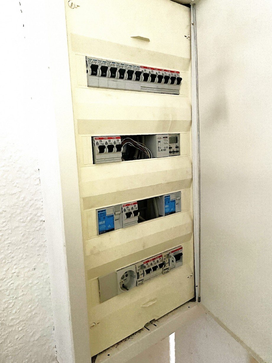 Unterverteilung elektrische Anlagen Mehrfamilienhaus Hattingen