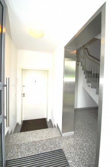 Wohnungseingang Leben wie im Urlaub � 
moderne Wohnung in naturverbundener Lage Hattingens!