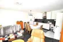 Offene K�che mit Essplatz Leben wie im Urlaub � 
moderne Wohnung in naturverbundener Lage Hattingens!