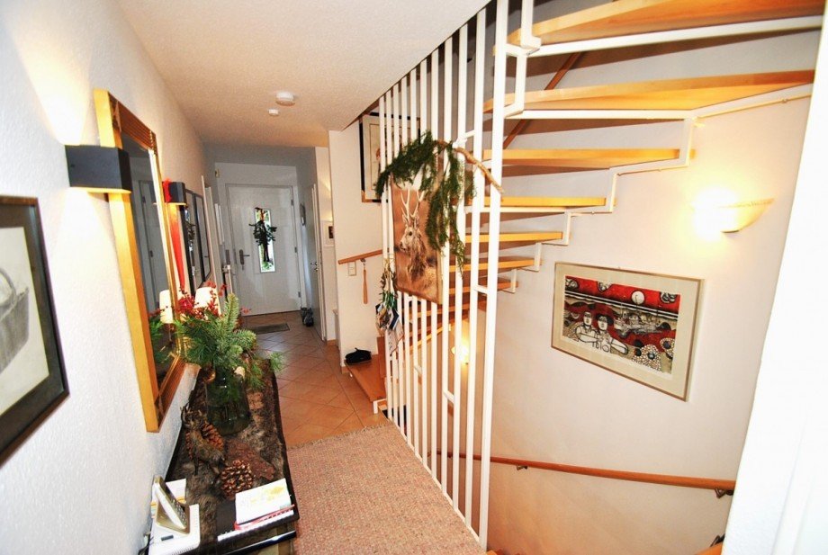 Korridor zum Hauseingang Reiheneckhaus Wuppertal