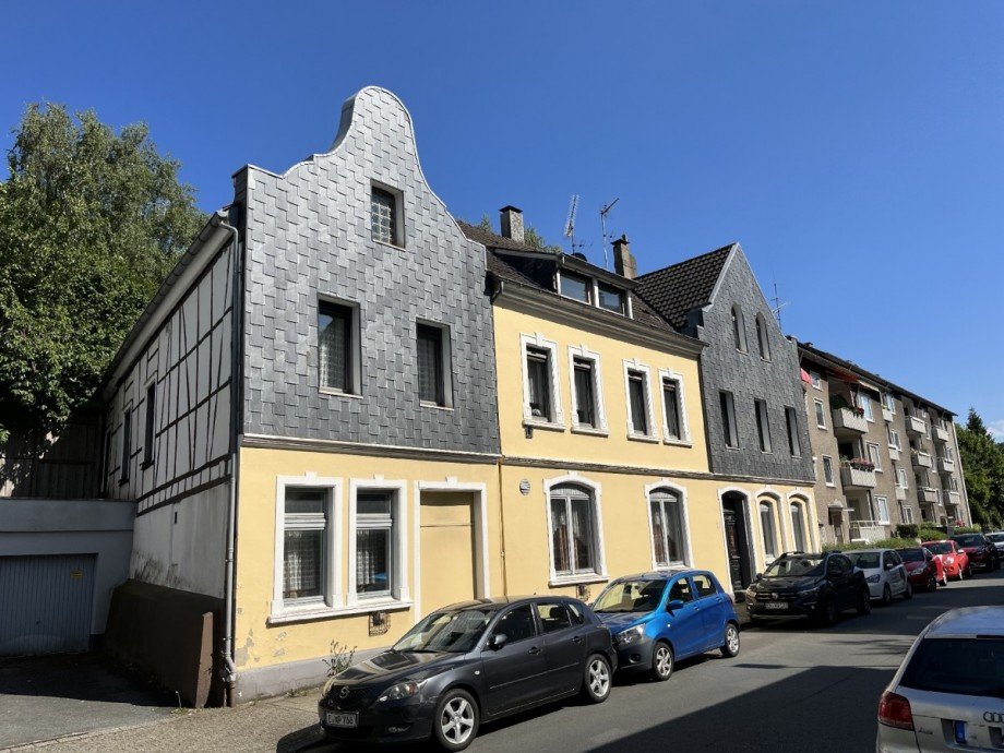Geb�udeansicht aus Richtung S�dstadt Mehrfamilienhaus Hattingen