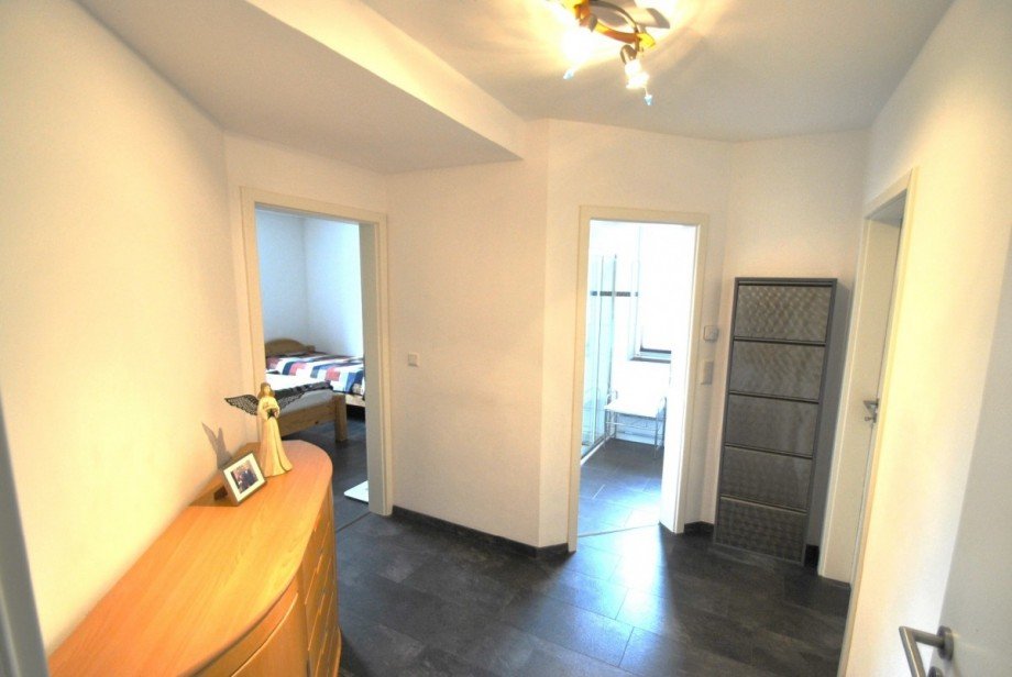 Korridor mit Zimmern und Bad Erdgeschosswohnung Hattingen