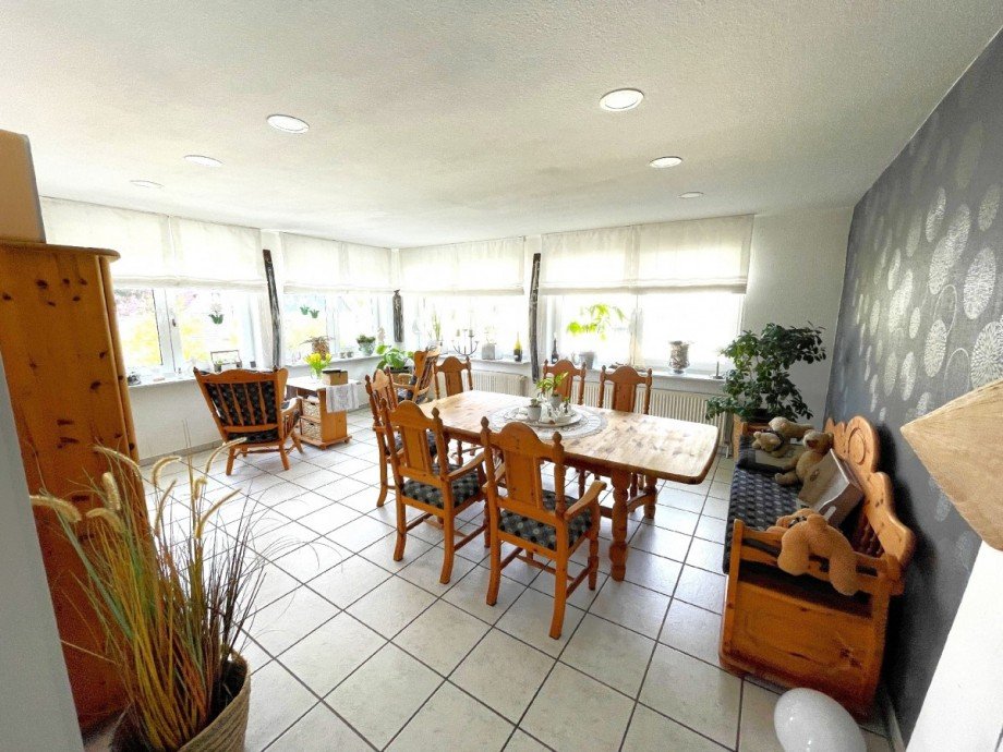 XL-Esszimmer im Obergeschoss Mehrfamilienhaus Bochum