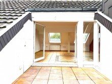 Dachterrasse �ber den D�chern von Hattingen mit Dachterrasse und besten Aussichten. Die XL-Wohnung zum xs-Preis!