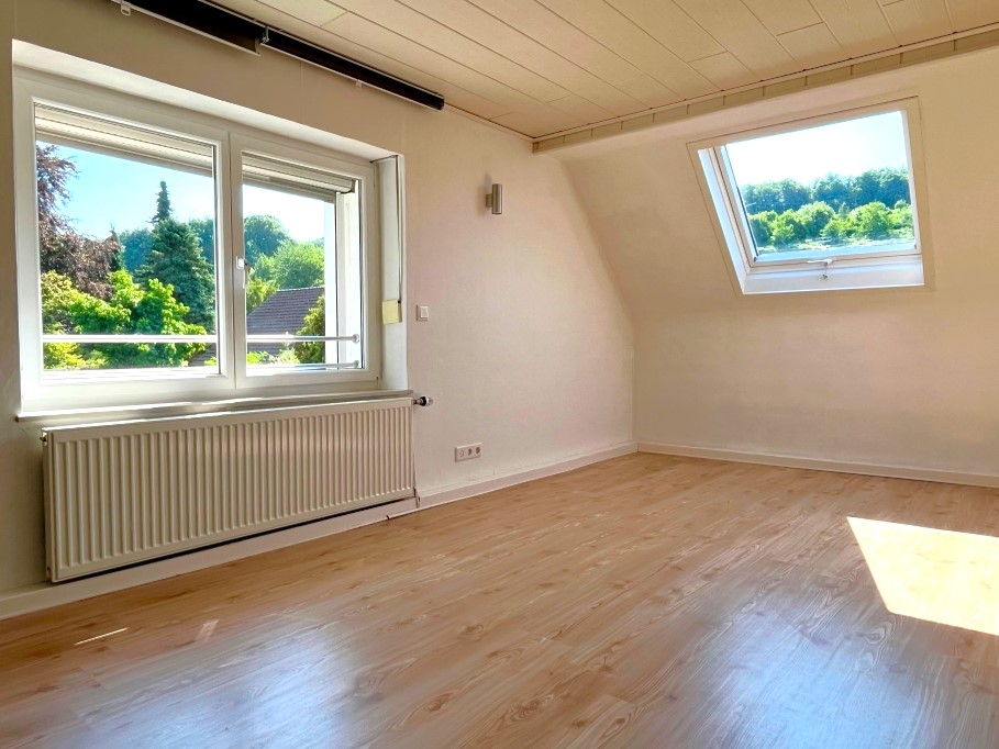 Dachgeschoss Zimmer II Einfamilienhaus Hattingen